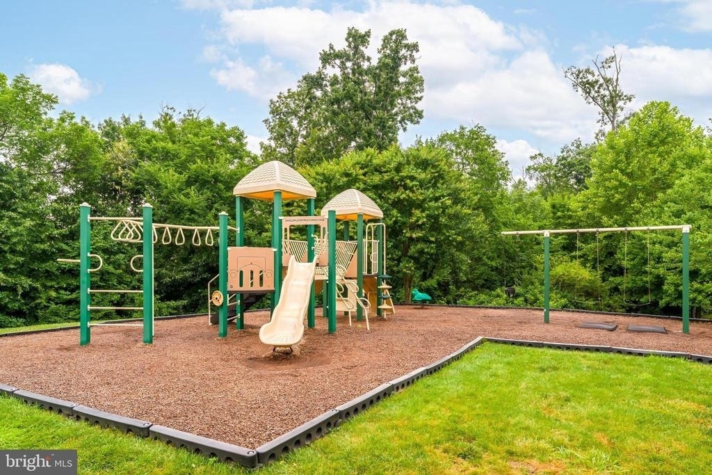 7015 Trek Way - Photo 39