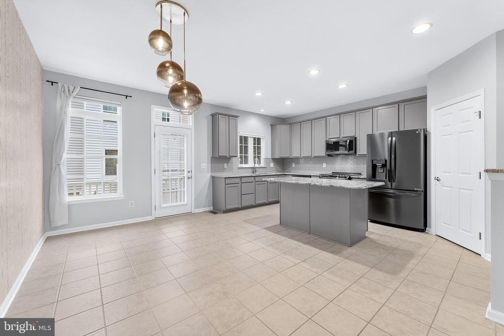 7015 Trek Way - Photo 15