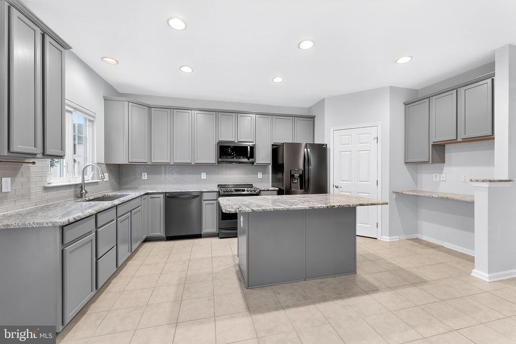 7015 Trek Way - Photo 18