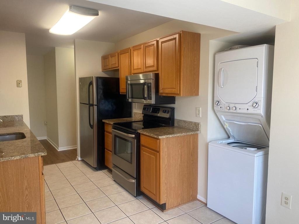 9557 Coggs Bill Drive - Photo 15