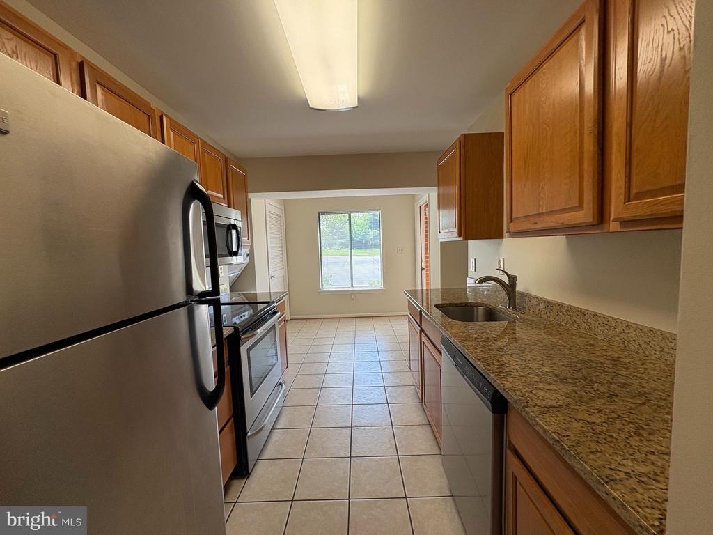 9557 Coggs Bill Drive - Photo 11