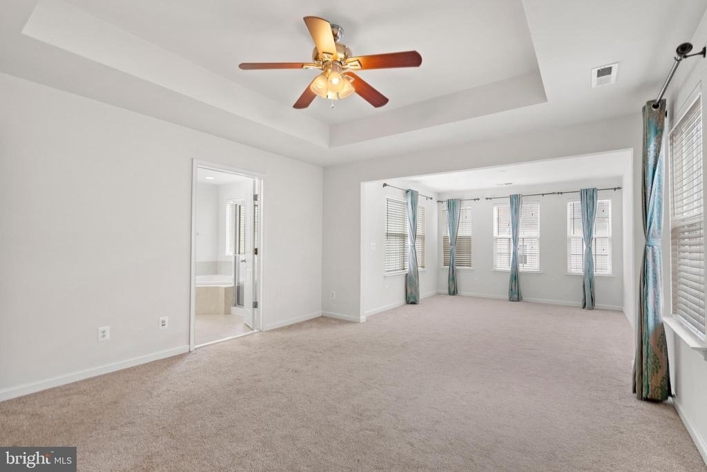 22667 Flowing Spring Square - Photo 23