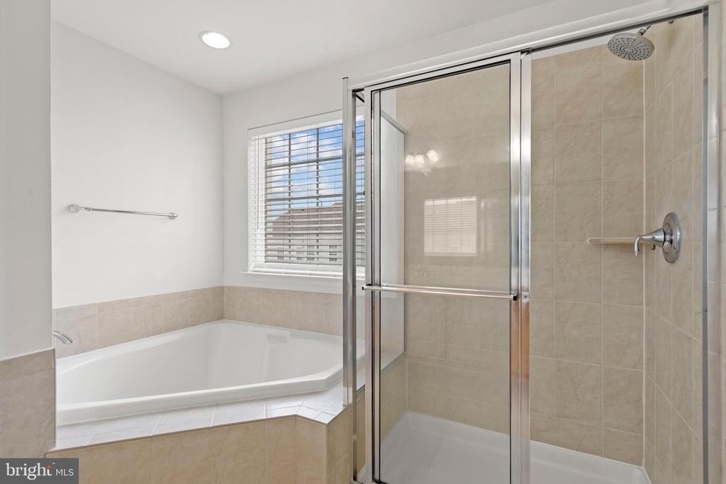 22667 Flowing Spring Square - Photo 26