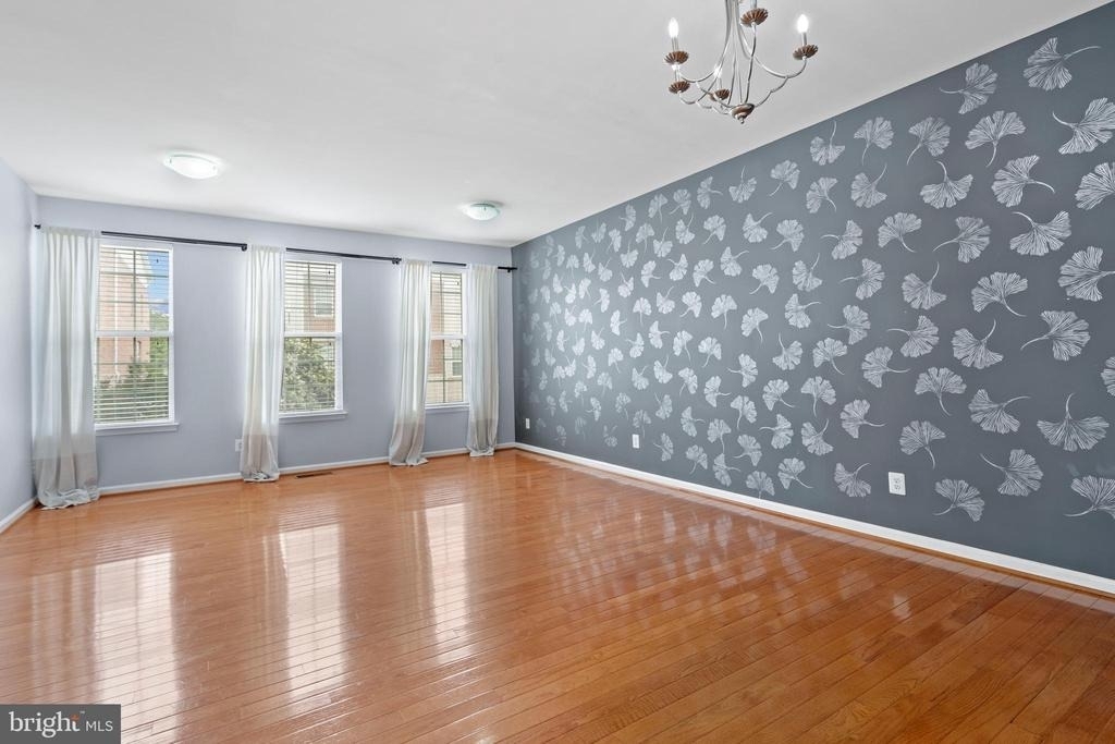 22667 Flowing Spring Square - Photo 38