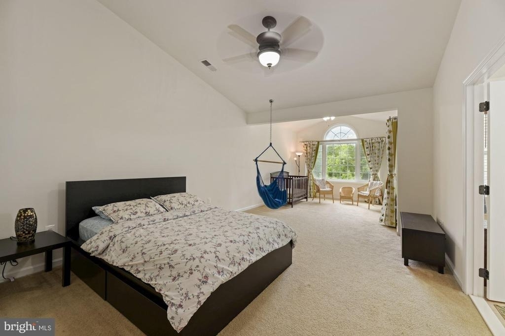43241 Mitcham Square - Photo 14