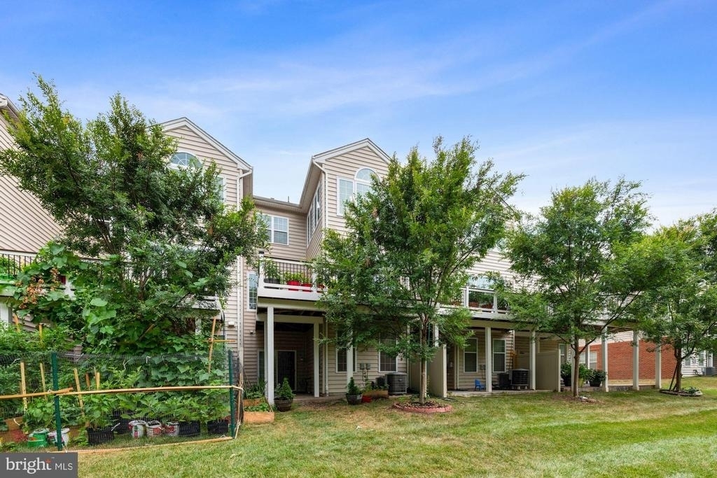 43241 Mitcham Square - Photo 27