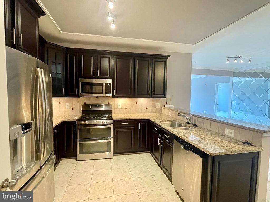 43138 Stillwater Terrace - Photo 5