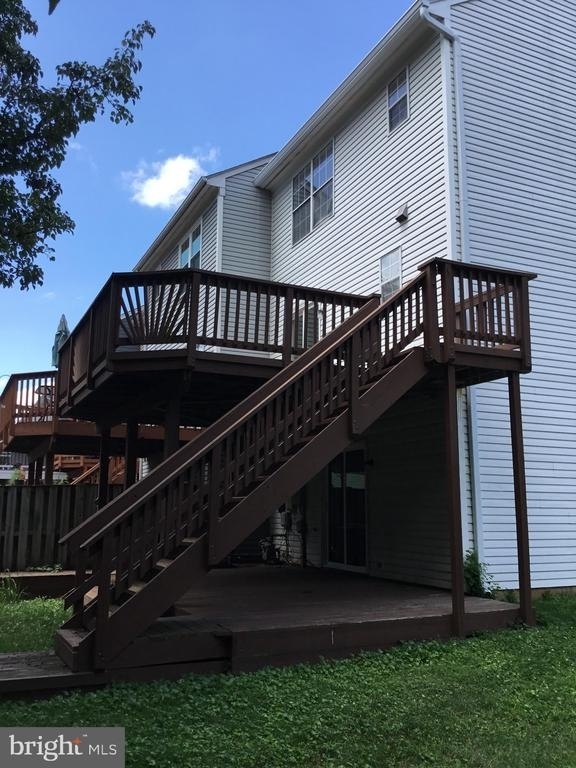 557 Radford Terrace Ne - Photo 2