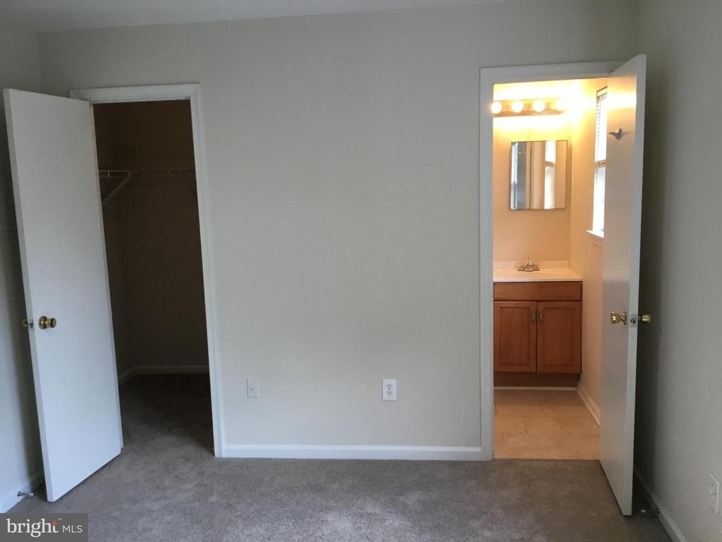 557 Radford Terrace Ne - Photo 10