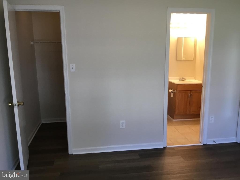 557 Radford Terrace Ne - Photo 19