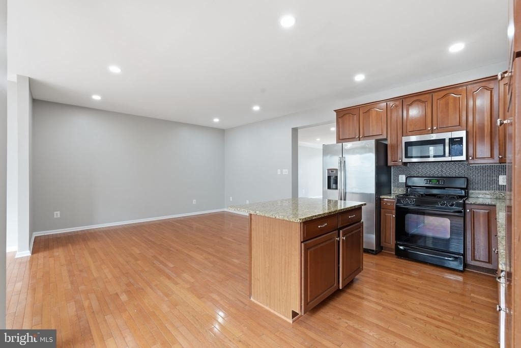 25196 Whippoorwill Terrace - Photo 9