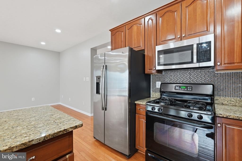 25196 Whippoorwill Terrace - Photo 10