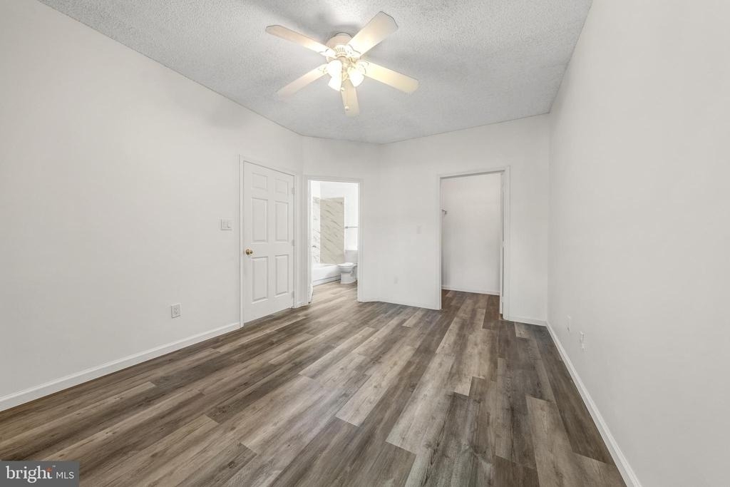 4417 Fair Stone Drive - Photo 11