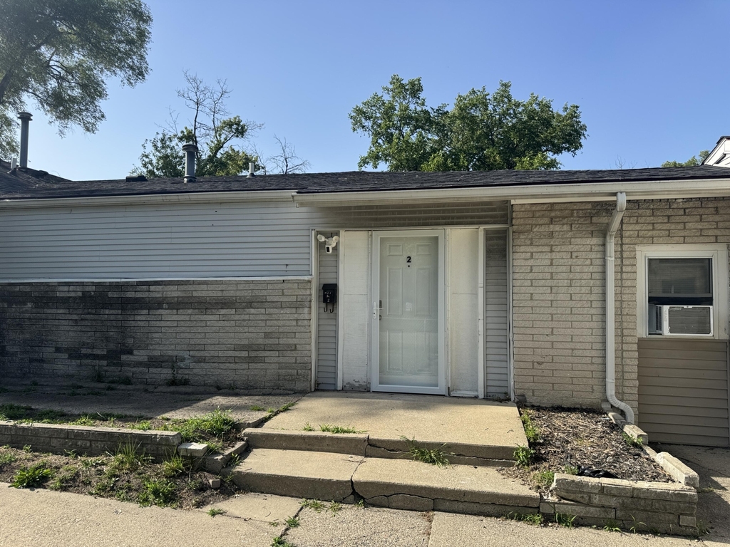 677 Dorset Avenue - Photo 6