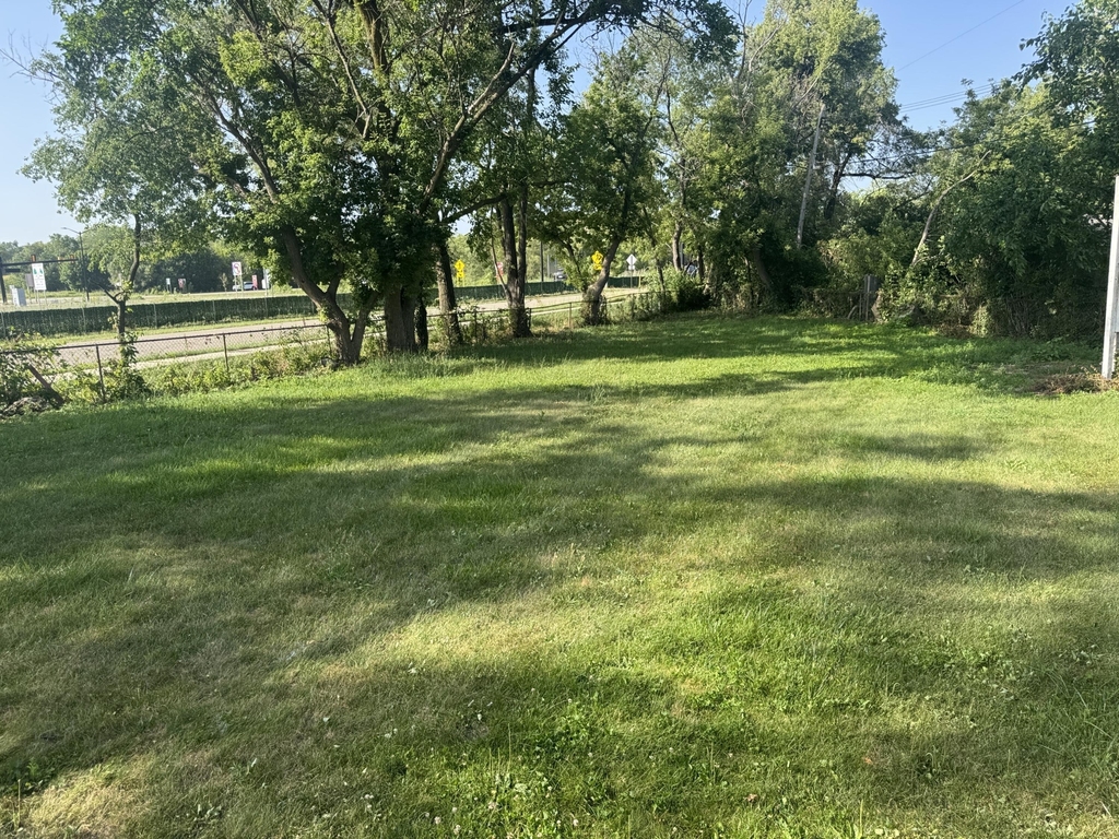677 Dorset Avenue - Photo 15