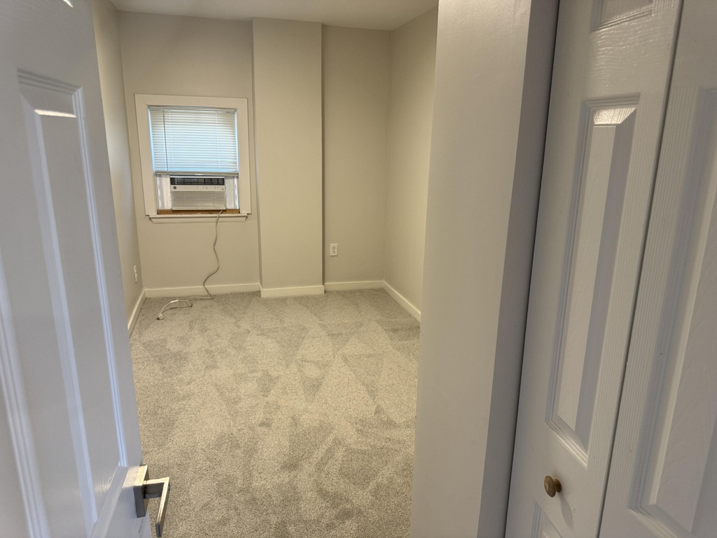 677 Dorset Avenue - Photo 14