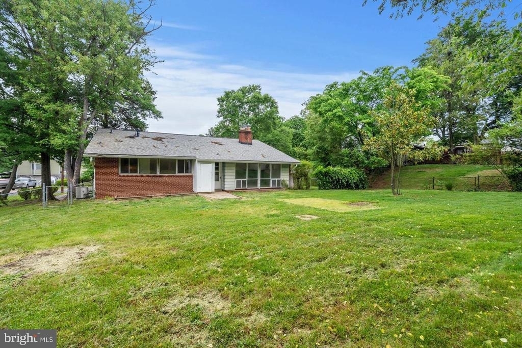 6318 Willowood Lane - Photo 5