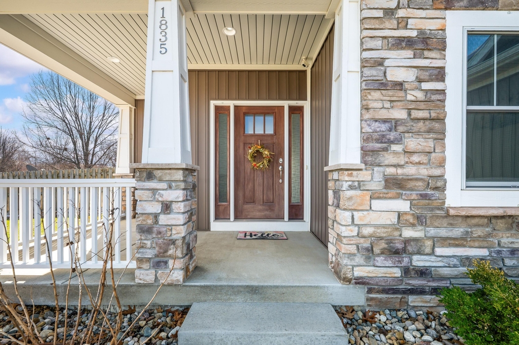 1835 Fox Prairie Road - Photo 5