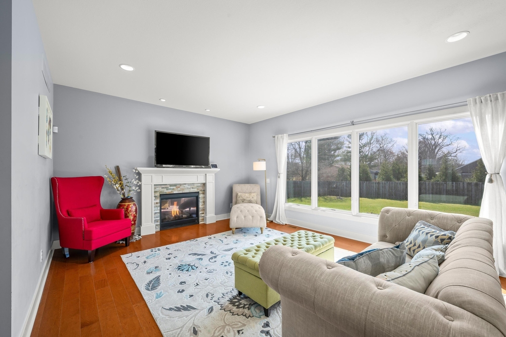 1835 Fox Prairie Road - Photo 10