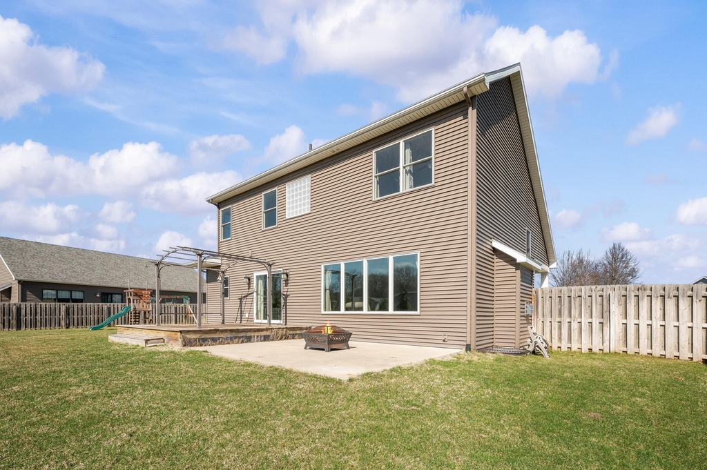1835 Fox Prairie Road - Photo 64