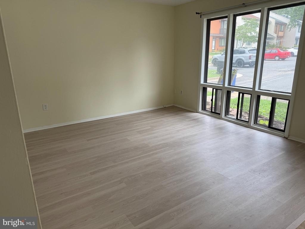 1155 Dublin Place - Photo 4