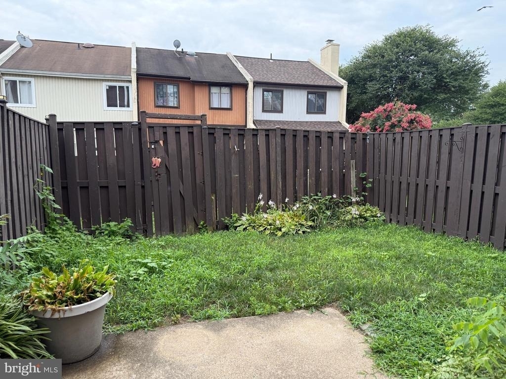 1155 Dublin Place - Photo 24