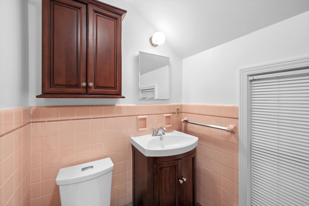 941 Newport Road - Photo 13