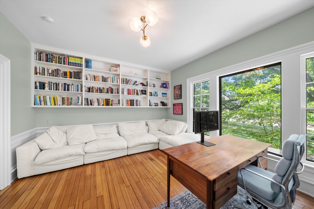 941 Newport Road - Photo 3