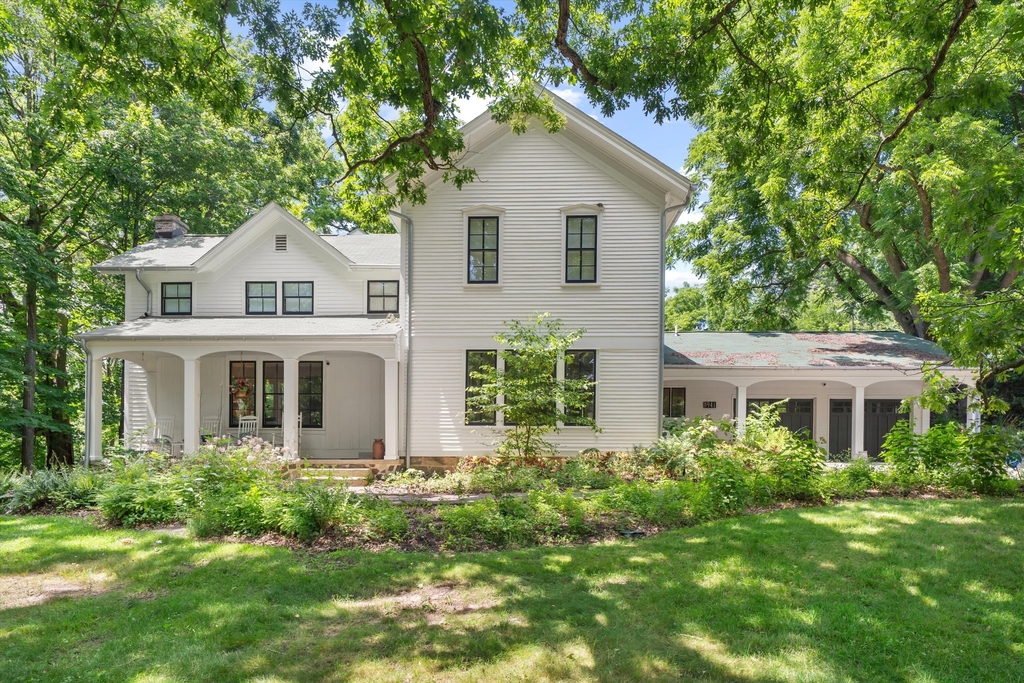 941 Newport Road - Photo 0