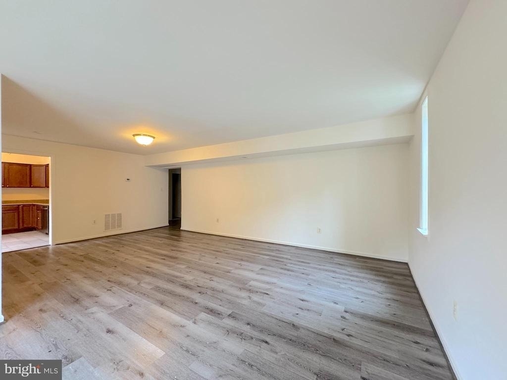 6804 Perry Penney Drive - Photo 2
