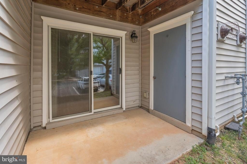 4525 Superior Square - Photo 25
