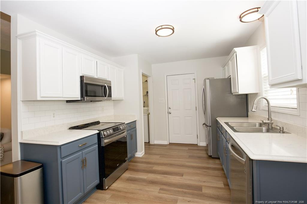 112 Raymond Street - Photo 9