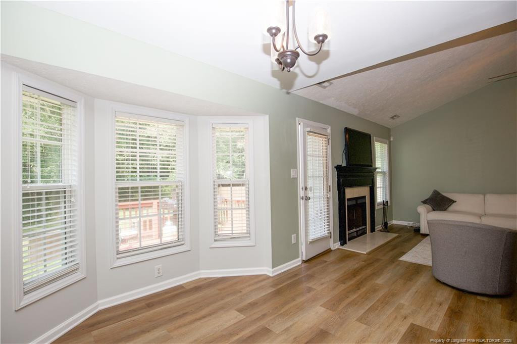 112 Raymond Street - Photo 16