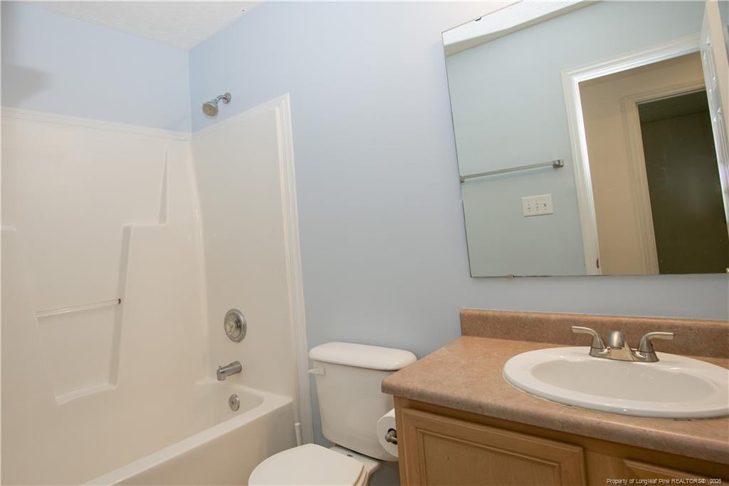 112 Raymond Street - Photo 27