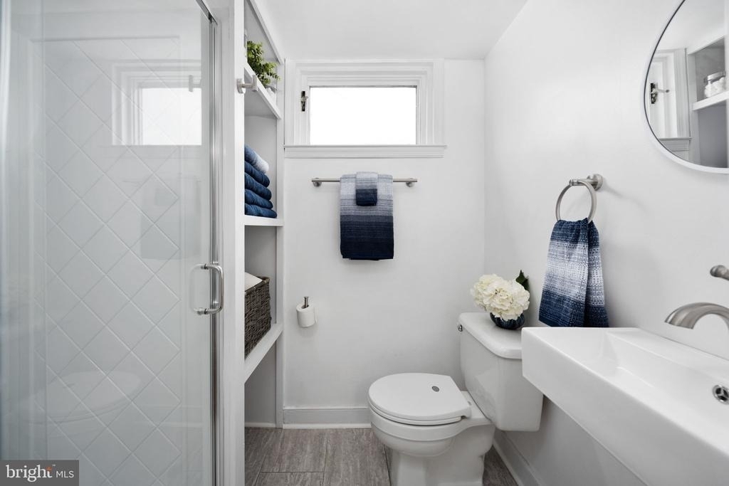 620 Kenmore Avenue - Photo 5