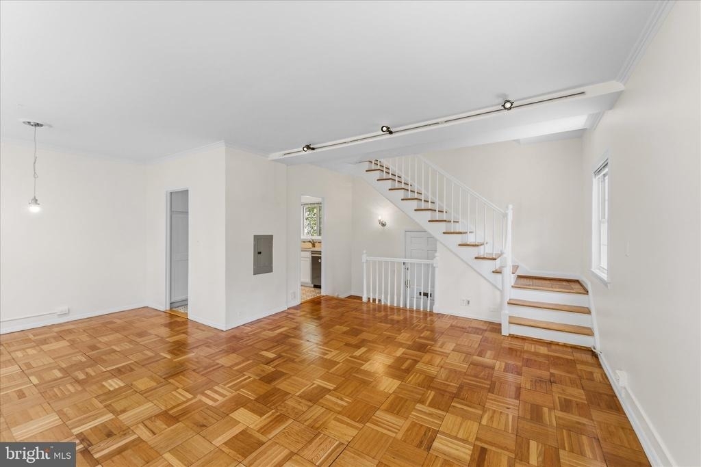 3226 Gunston Road - Photo 7