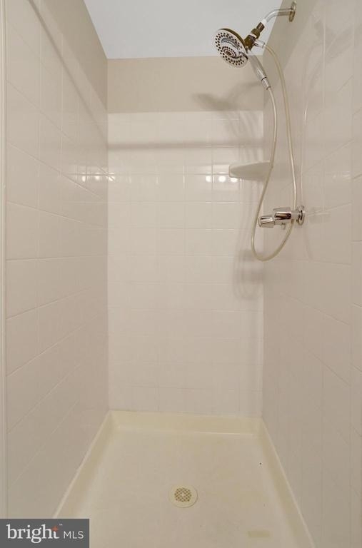 619 N Henry Street - Photo 12