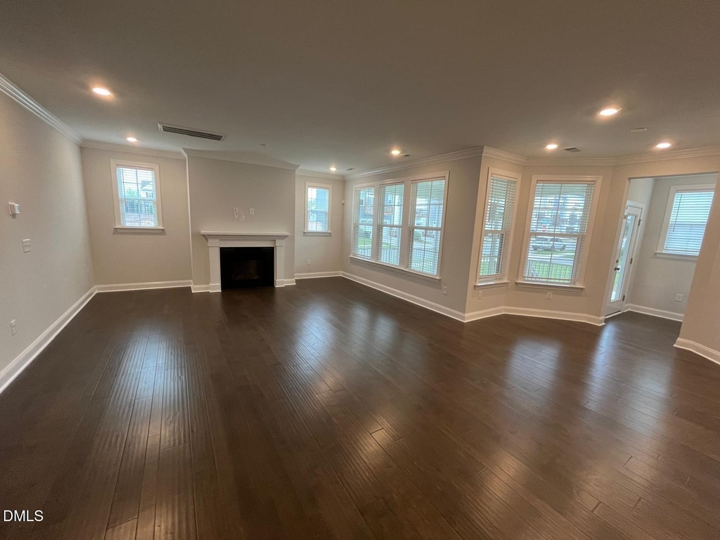 3011 Early Planting Avenue - Photo 8