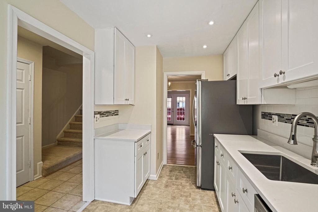 1141 N Vernon Street - Photo 8