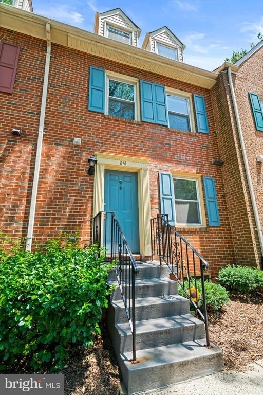 1141 N Vernon Street - Photo 2