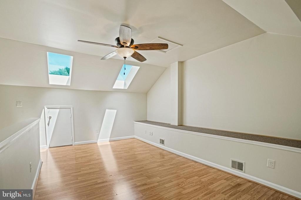 1141 N Vernon Street - Photo 35