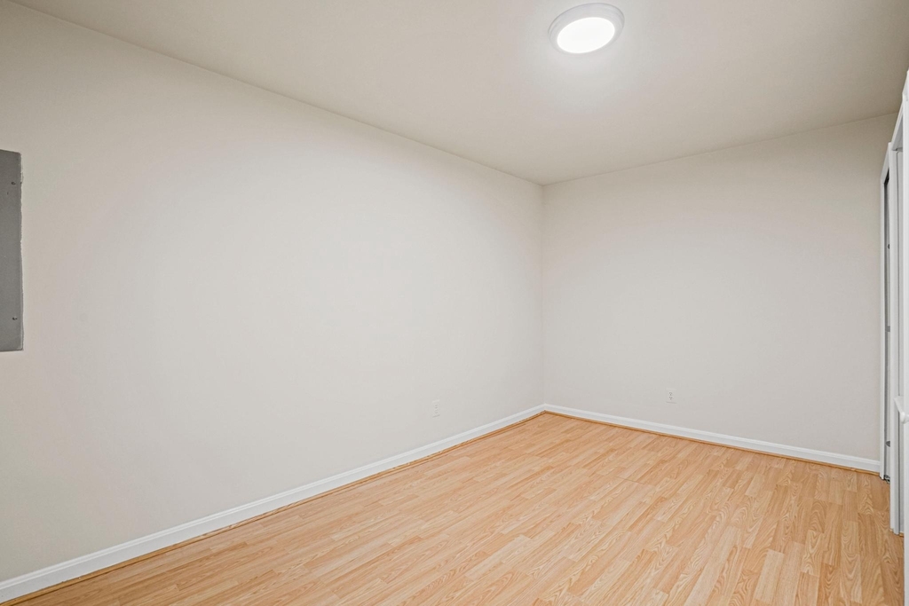 1141 N Vernon Street - Photo 45