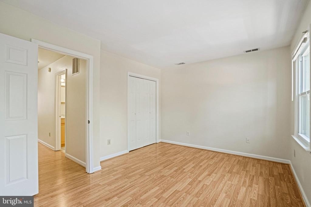 1141 N Vernon Street - Photo 32