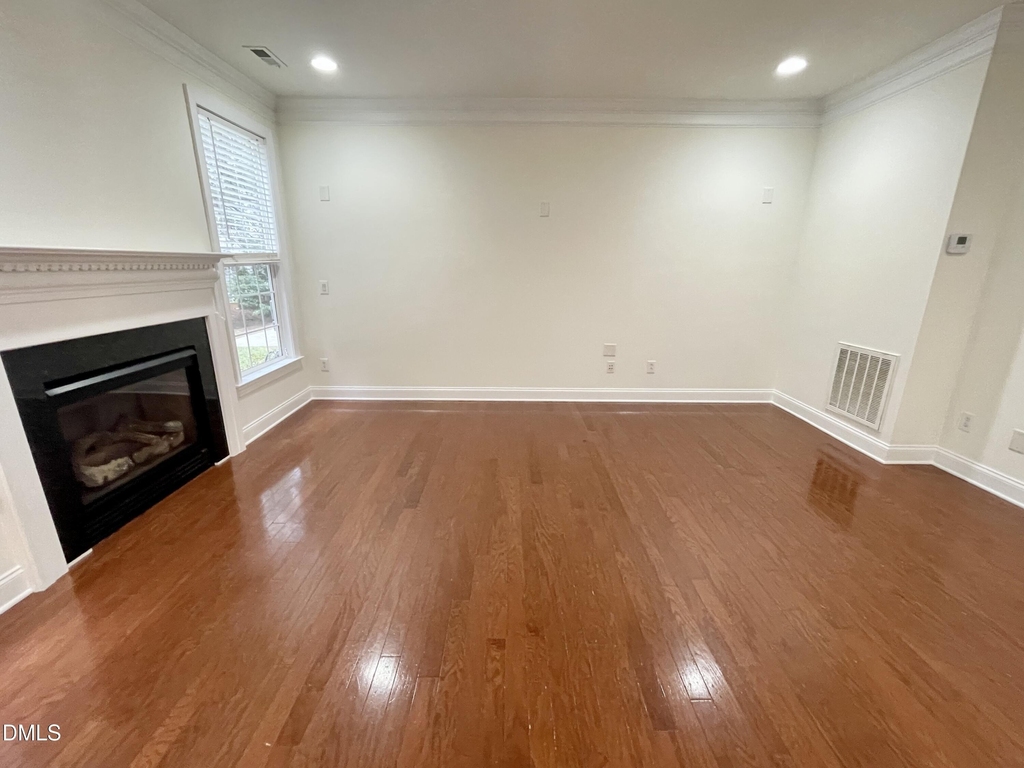 9519 Dellbrook Court - Photo 9