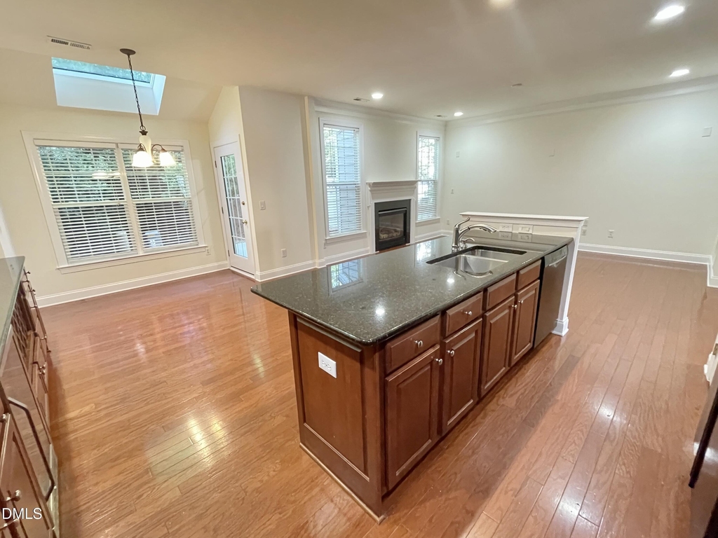 9519 Dellbrook Court - Photo 11