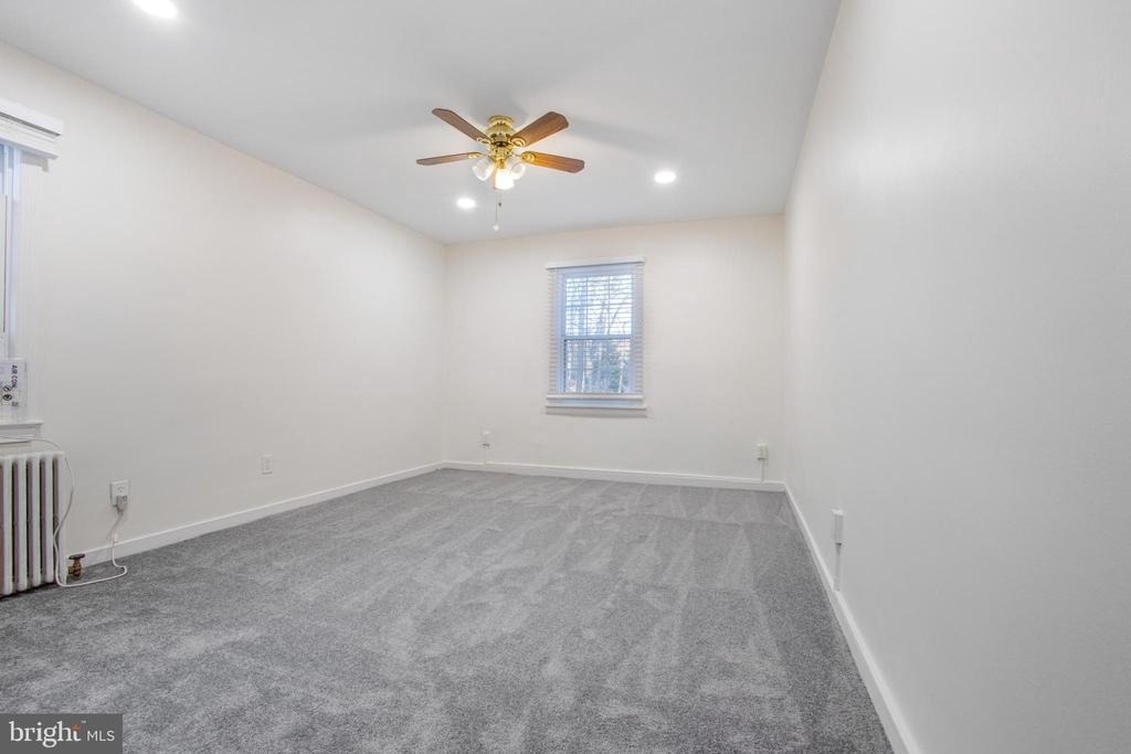 5007 10th Street S - Photo 2