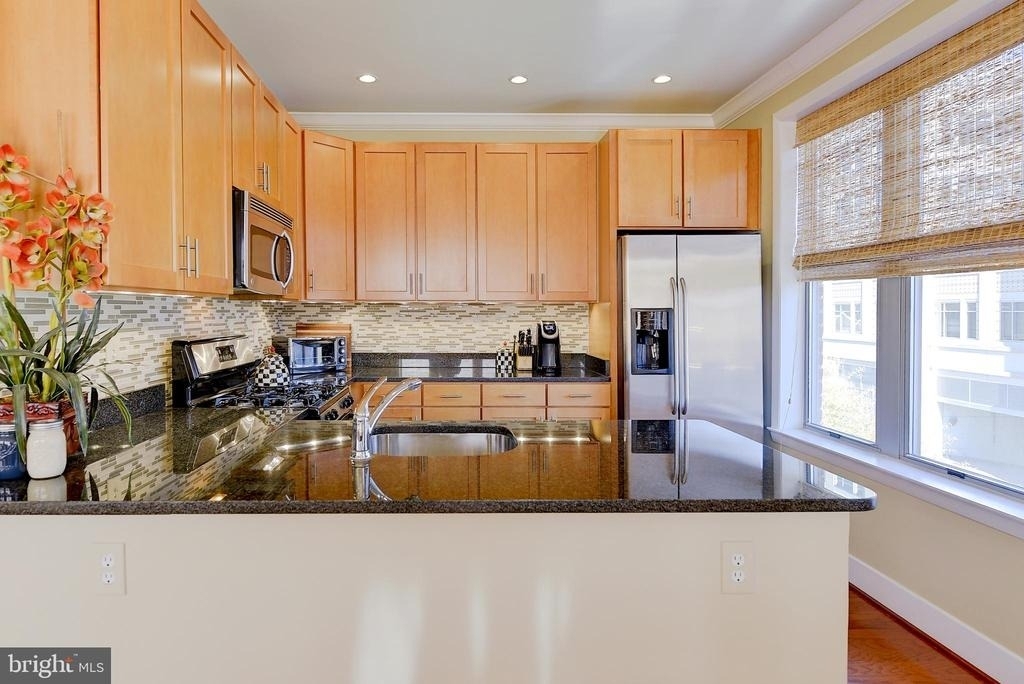 1800 Wilson Boulevard - Photo 10
