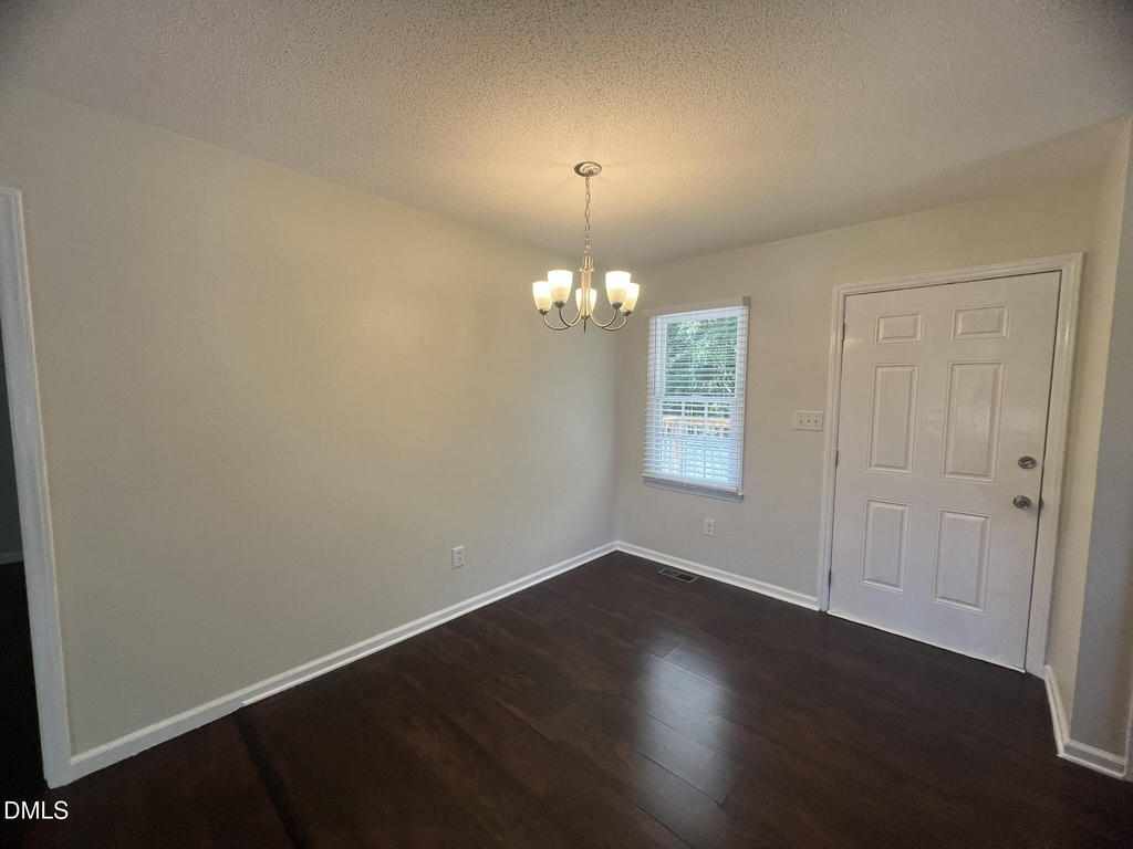 500 Chinaberry Lane - Photo 3