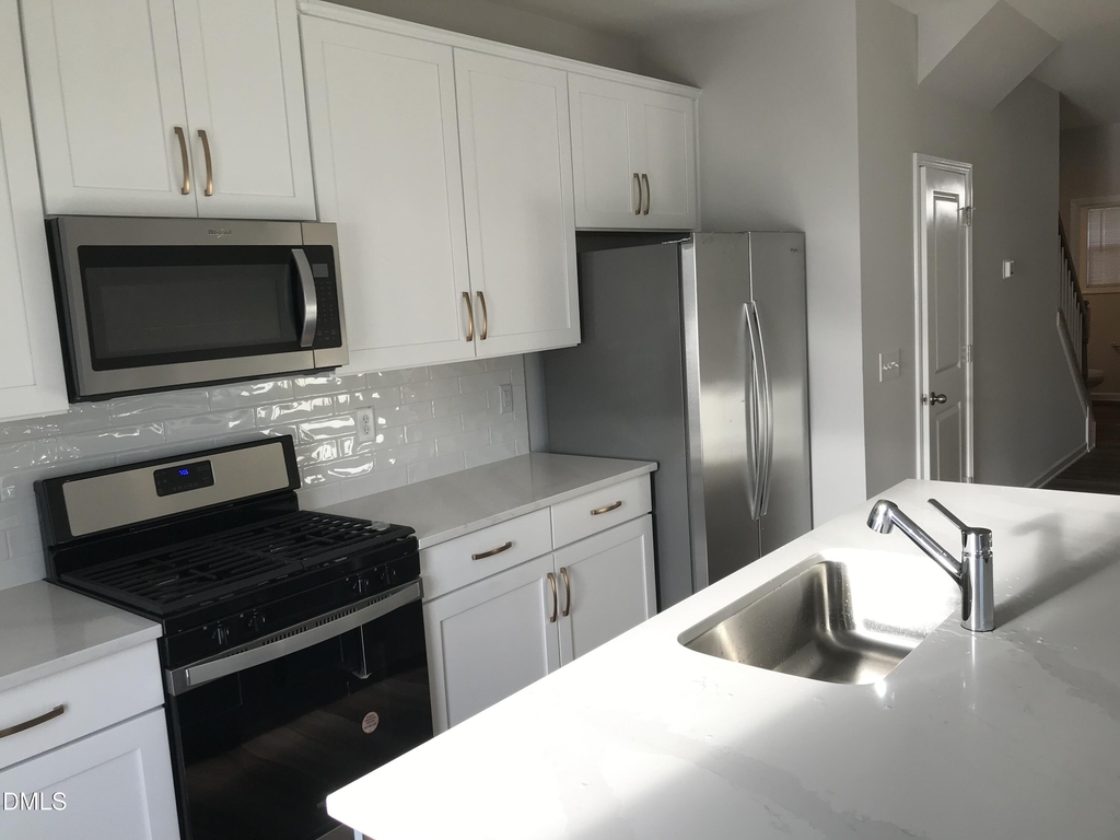 828 Oak Center Drive - Photo 13