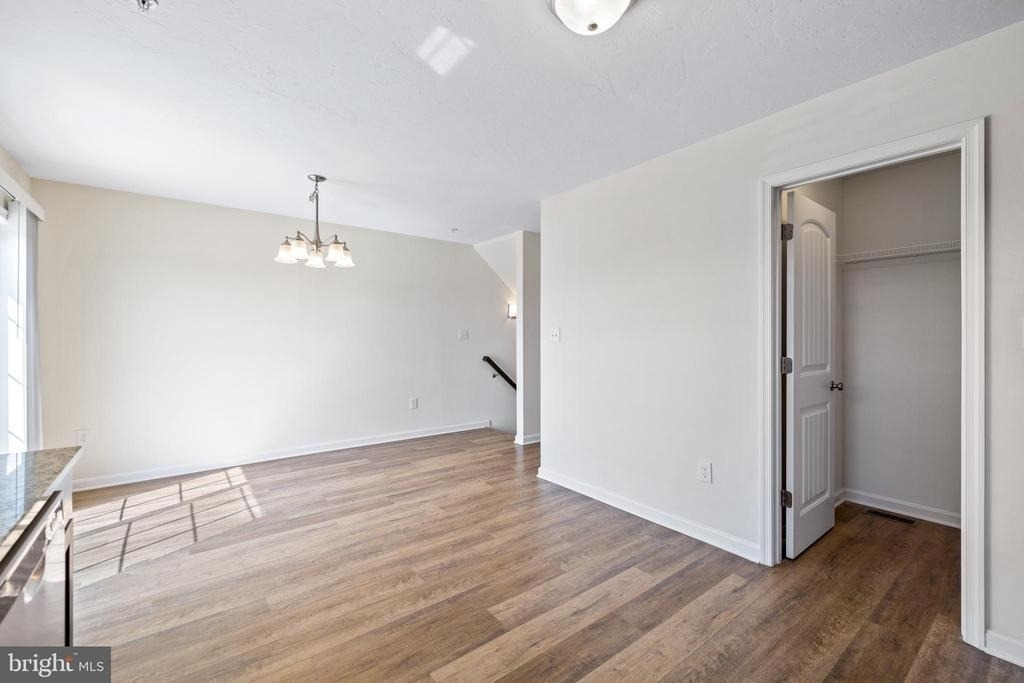 82 Brookside Ave - Photo 5
